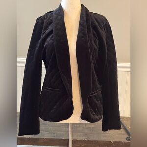 Willow & Clay Black Quilted Velvet Open-Front Blazer